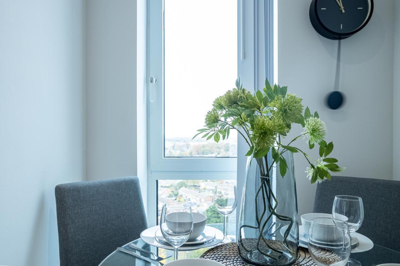 Luxe Apartments Bracknell Near Ascot, Legoland, Windsor, Lexicon - Free Parking & Gym Экстерьер фото